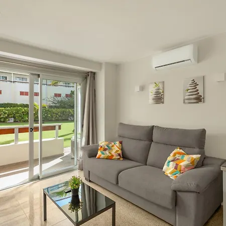 Kellys' Camelias * San Bartolomé